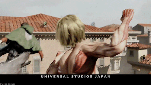 fuku-shuu:   Universal Studios Japan has unveiled the first trailer and website previewing the upcoming 2016 SNK THE REAL 2 exhibition for “Universal Cool Japan!” Although there will no longer be giant statues of the Rogue & Female Titans,