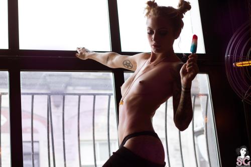 past-her-eyes:  Oro Suicide oro.suicidegirls.com Link to South African SuicideGirls