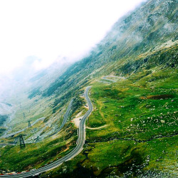 fairytale-europe:  The Transfăgărășan, near Bâlea Lake, Romania x