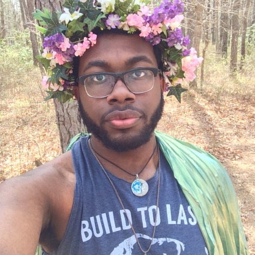 thegreynightsky:Detail of my flower crown I made for Beltane