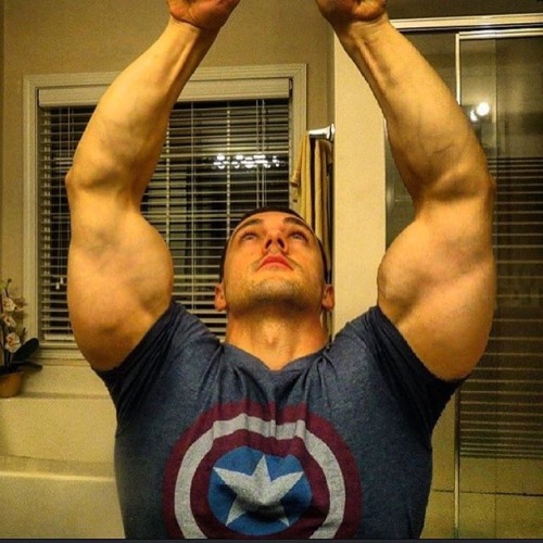 bbstreetclothes:How many Captain Americas does it take to change a light bulb?!