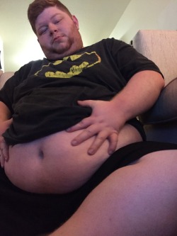 lovemyfatman:I think my bat man is more of a fat man. But that’s just what he does best :) (being a piggy)