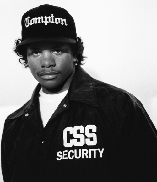 dysttopian:  Eazy E