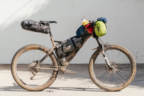 believeincycling: Reminds me of my own bikepacking setup. Is it summer yet?
