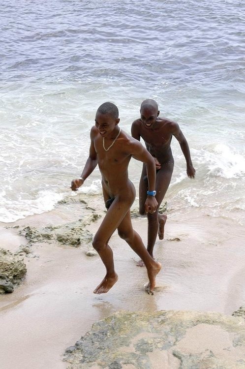 nakedmenaroundtherld:Ivorian naked boys on the beach