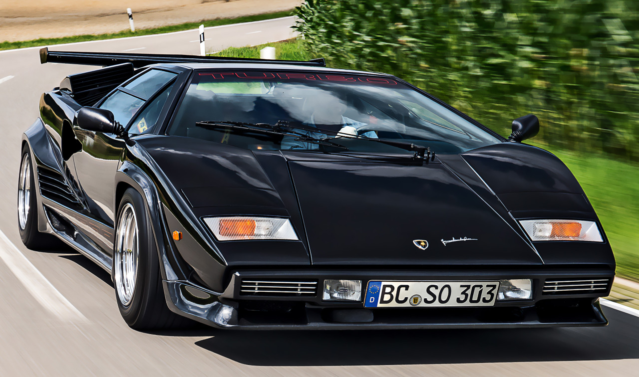 22 Years In Storage: The 1982 Geneva Motor Show Lamborghini