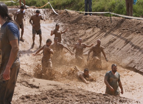 .The JCB Mud Run 2014. Those of you who follow on instagram (@xameliax) will know that last weekend 