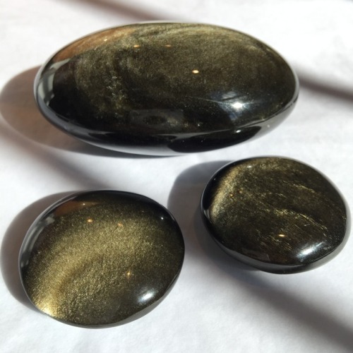 Gold Sheen Obsidian How stunning are these Venusrox Gold Sheen Obsidian Crystals? The sunlight broug