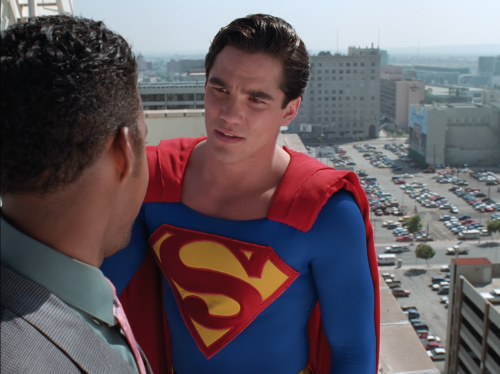 S01E03: Never-ending Battle (1 of 2)Lois & Clark: The New Adventures of Superman in High Definit