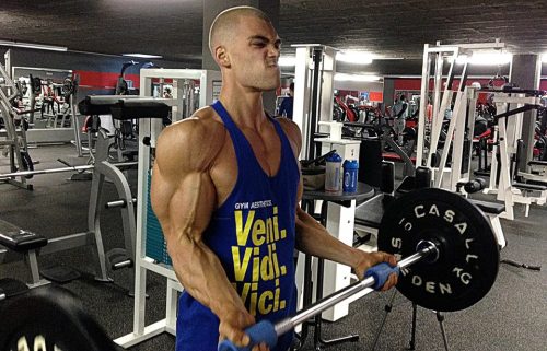 brucewayne1995:  Mirin dat Biceps !  adult photos