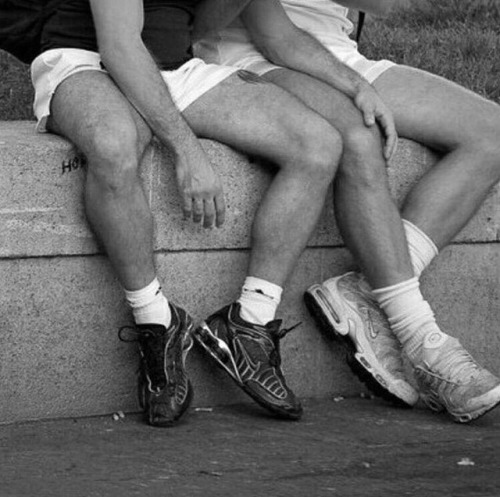 briefreviewhideout:  the inner thighs 