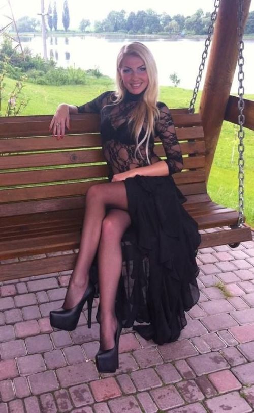 pantyhose-girlss: #polishgirl #kulotlucorap #collant #pantyhose #nylon #legs #tights #penti #külotluçorap #teenpantyhose #fetish #sexy #miniskirt #followme #dress #collant #heels #highheels #pumps #dress #milf #lovely #woman #followmenow #russiangirls