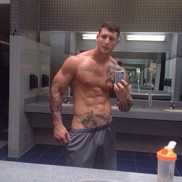 hotnaked8:  Freeballing