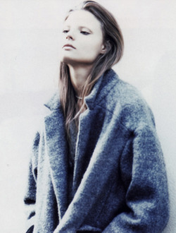 labsinthe:  “Intimes sensations” Magdalena Frąckowiak photographed by Paolo Roversi for Vogue Paris 2007 
