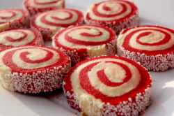therecipepantry:  Red and White Pinwheel Sugar Cookies