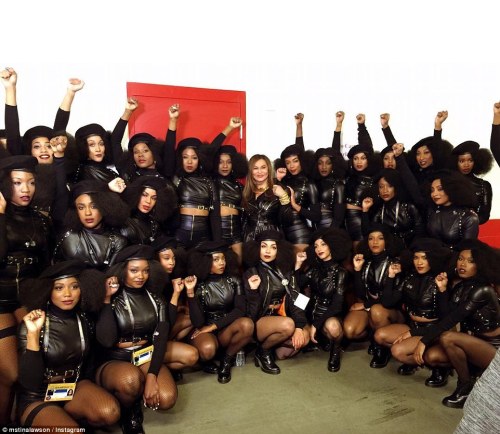 playboydreamz: kaviiexxlusiiv:  playboydreamz:    Long Live The Black Panthers Party!! Huey Newton would be proud.    But the nay sayers missed all dat tho  They sure did! 