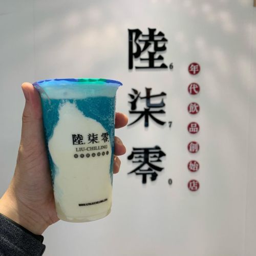 #陸柒零年代飲品創始店 #梅婆婆的珠寶盒 （在 陸柒零 Liu Chilling - 桂花系匠心茶飲） www.instagram.com/p/CabzFXjPy-R/?utm_med