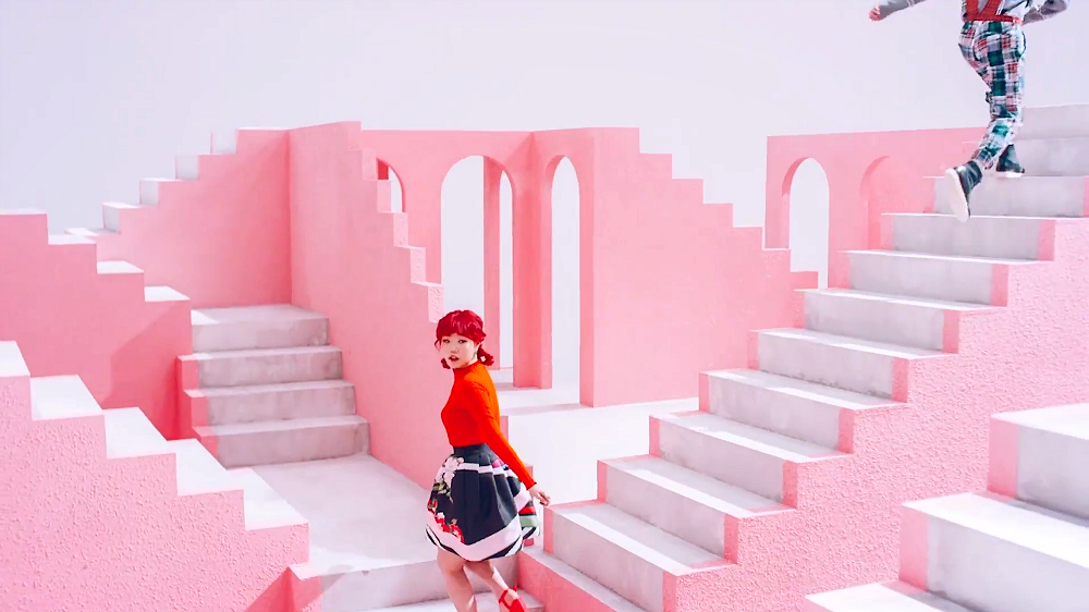 ximbelian:    Akdong Musician áƒ¦ How People Move    Pink (3/3) 