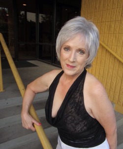 peteinwis:  Sexy Sheila with silver hair 2…