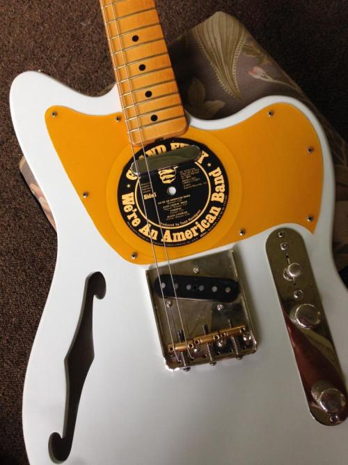 (via What Happened To The Fender Offset Telecaster? | Page 3 | The Gear Page)