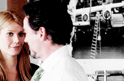 effiestrinkets:pepperweek day 2 → favourite romantic relationship:  p e p p e r   x   t o n y“