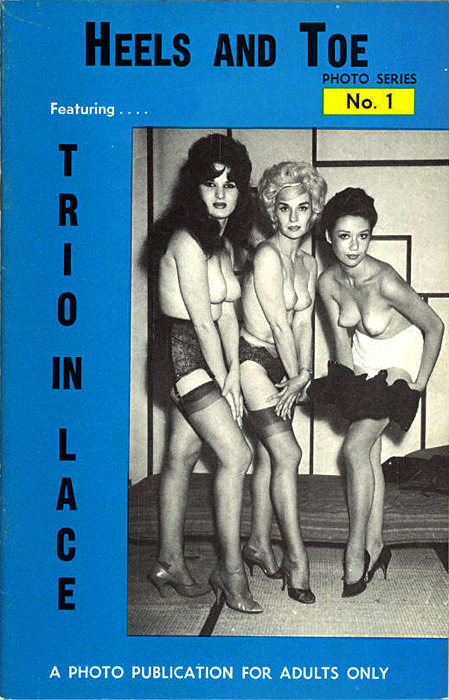 phigway:  GIRLS IN A ROW 11 - A PUBLICATION