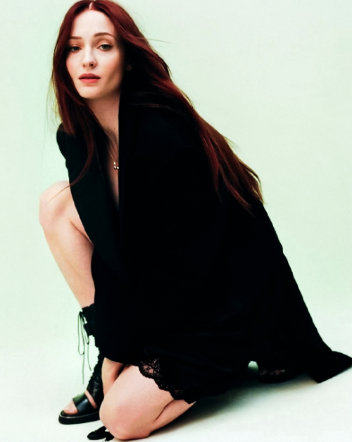 userethereal:SOPHIE TURNER  Olivia Malone ph. for The Cut | May 2022