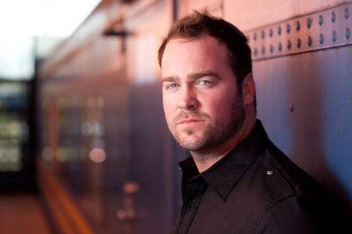 whoframedterryturtle:  Lee Brice is one sexy mother fucker. I’d love for him to