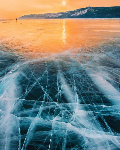 culturenlifestyle:Lake Baikal: The World’s Oldest Frozen Lake Dazzles with BeautyMoscow based photog