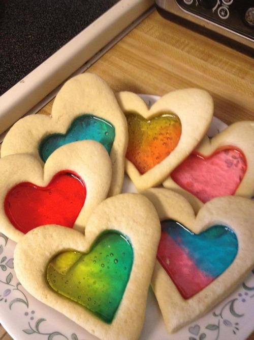 thecakebar:Rainbow Sugar Cookies Tutorial Need more help on how to make these? click here 