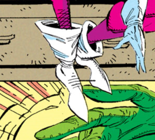 happy Liefeld feet friday! have these from Prelude to New Mutants #98 ! published in 1991 he had bee