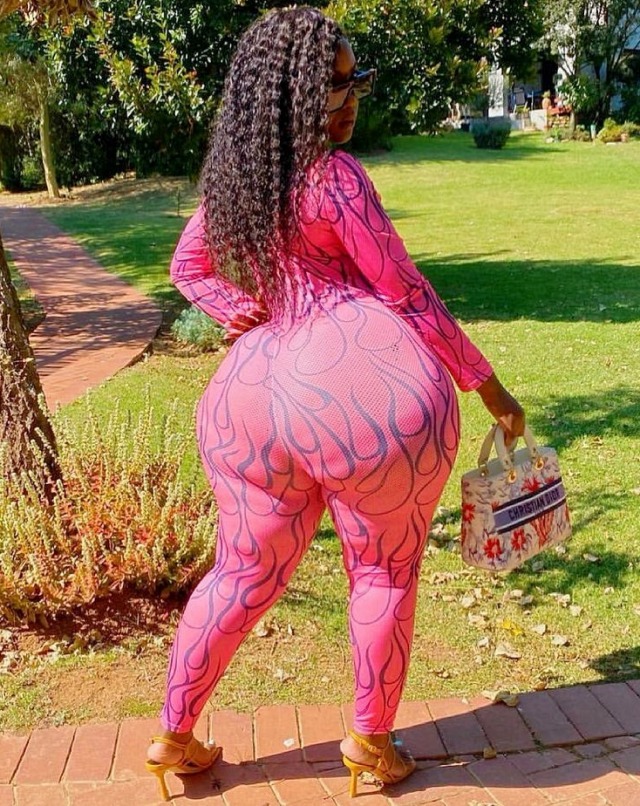 Planet-Mansexxxy: #Unknownass #Bigass #Blackass #Darkniggwitzki #Planetmansexxxy