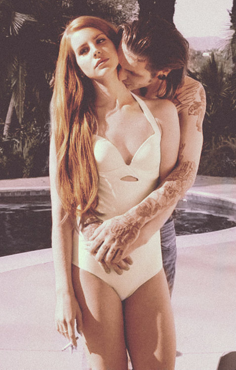 delrey4ever:Lana Del Rey - Blue Jeans.