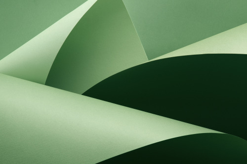 Green waves for: Plateforme Studio / Art direction by: Andy Cramer