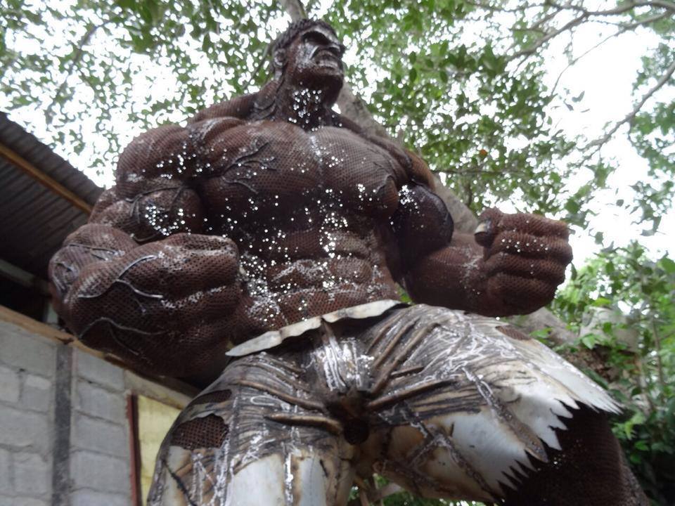 steampunktendencies:  Hulk Sculpture Made From Scrap Metal And Used Car Parts By