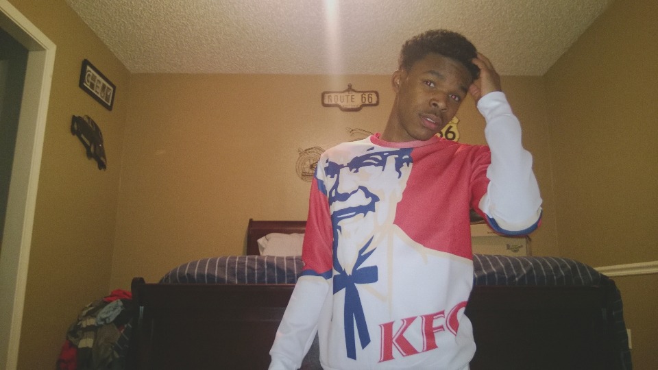 perksofbeingtheprincess:  11yearoldhoe:  had to suck a lot of dick to be this fabulous
