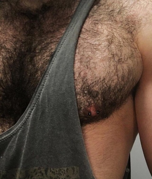 ilovehairymusclehunkdaddy: Mmmmmm