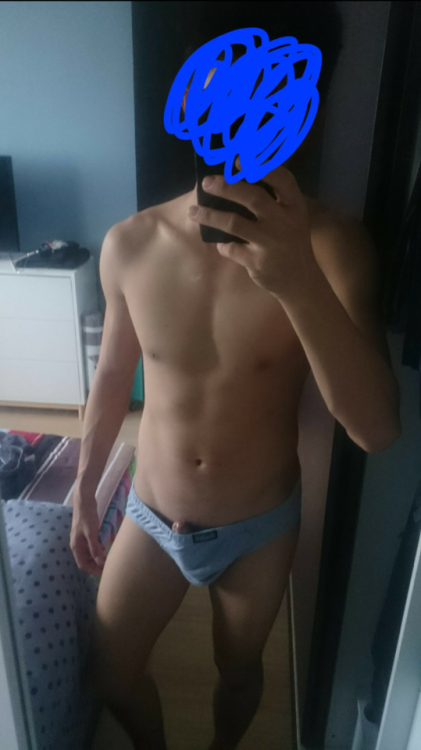 leakedsgboys: ok looks like i need someone else to get my message across LOL “just a quick note (but