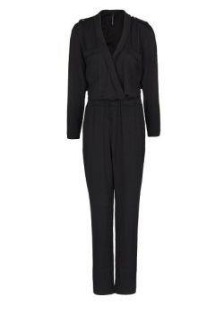 Mango black jumpsuit on The Chic Reporter