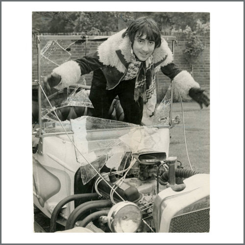  Keith Moon, Circa 1973. (via Tracks. Co. Uk) Thanks You Emily. 