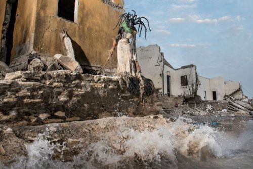 saucerkommand:  The Prophecy - by Fabrice MonteiroFabrice Monteiro is a talented Belgian-Beninese ph