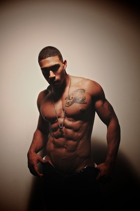 musclejaw:  m3n4m3n:  Jacob Sumana  Abs to the Nth. PowerWWW.MUSCLEJAW.TUMBLR.COM 