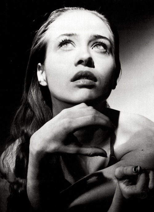 fionaapplerocks:  Fiona Apple // photo: Joshua