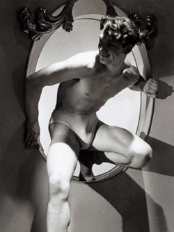 joeinct:Jean Marais, Photo by Raymond Voinquel,