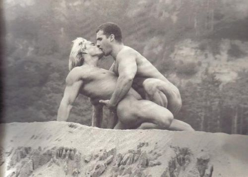 XXX manxotica:  Love strong and proud.Bodybuilder photo