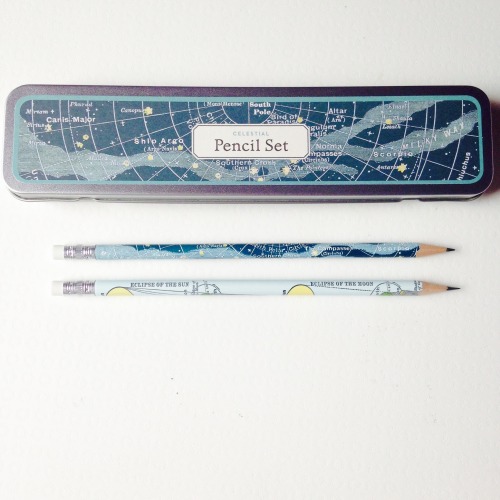 studentstohelit:Two things I can’t resist: space and stationery. 