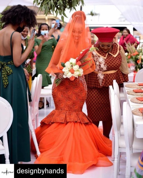 Don’t You Just Adore This! @designbyhandsBride @kay_tsedu Get inspiration for any occasion o