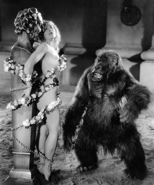der-vampyr-von-prag:Sally Rand menaced by a gorilla in Sign of the Cross (1932) This scene, and othe
