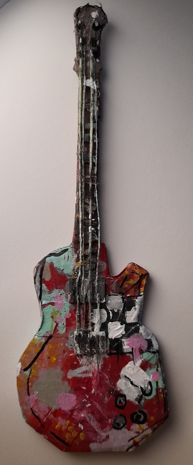 I Made Hobie's Guitar!! (Minus The Stickers Cus I Havnt Got Round To That Yet)
