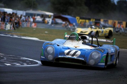 frenchcurious:Henri Pescarolo (Matra Simca MS670B #B-02) vainqueur avec Gérard Larrousse des 24 Heures du Mans 1973. © Rainer Schlegelmilch / Motorsport. - source Carros e Pilotos.